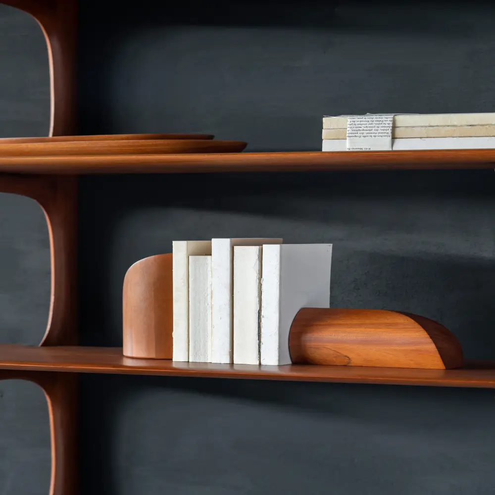  PI-kirjanpäällinen lakattu mahonkisetti 2 kpl