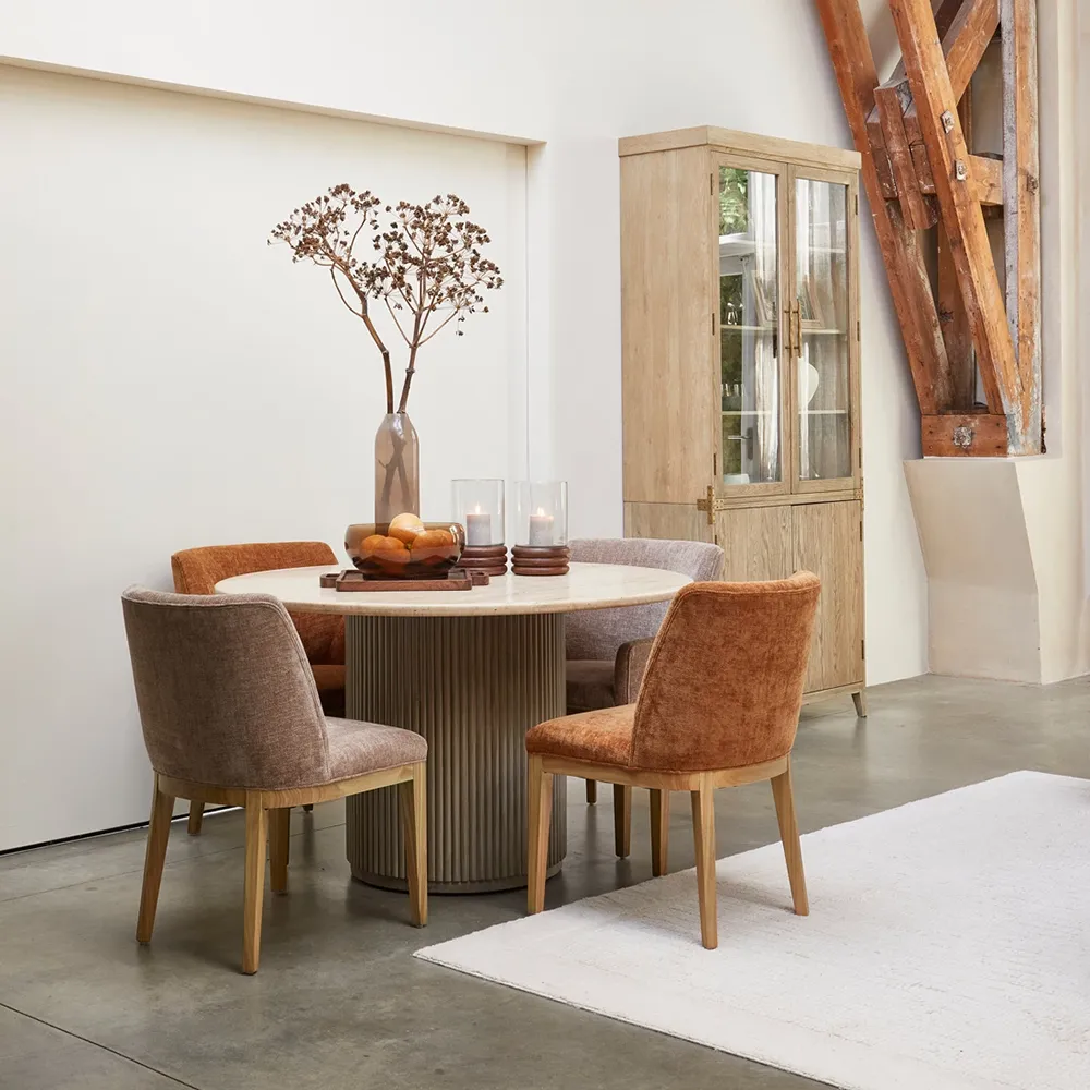 Villanova Ruokapöytä Ø130 cm