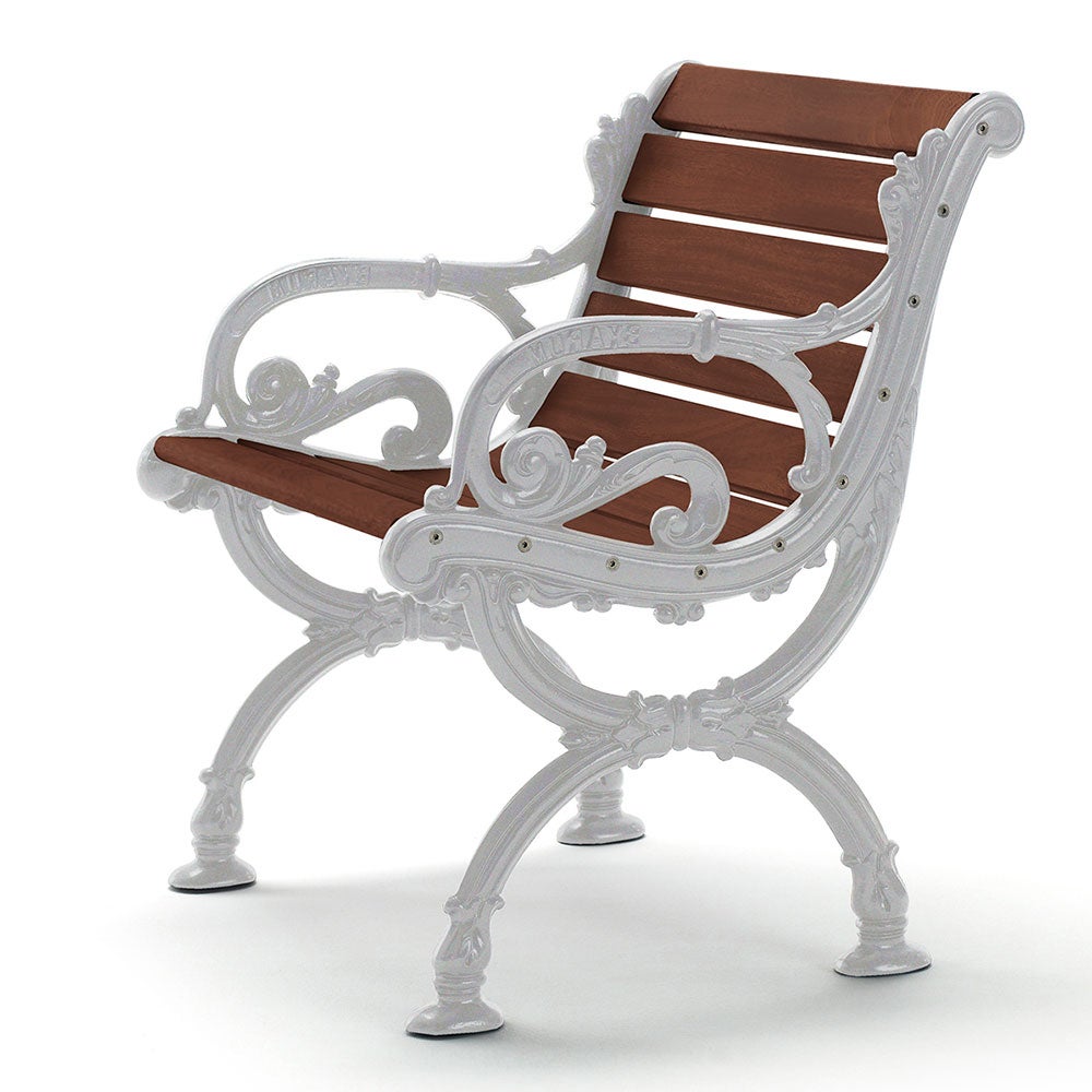 Byarum nojatuoli / päätypaneelit: luonnonväri / puu: brunlaserad mänty