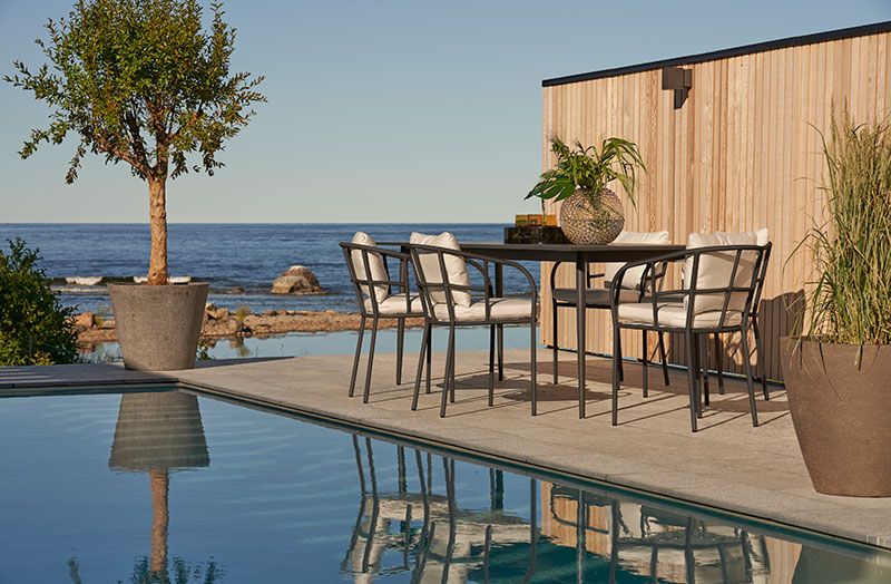 Saltö ruokapöytä 240X86 cm Tummanharmaa 