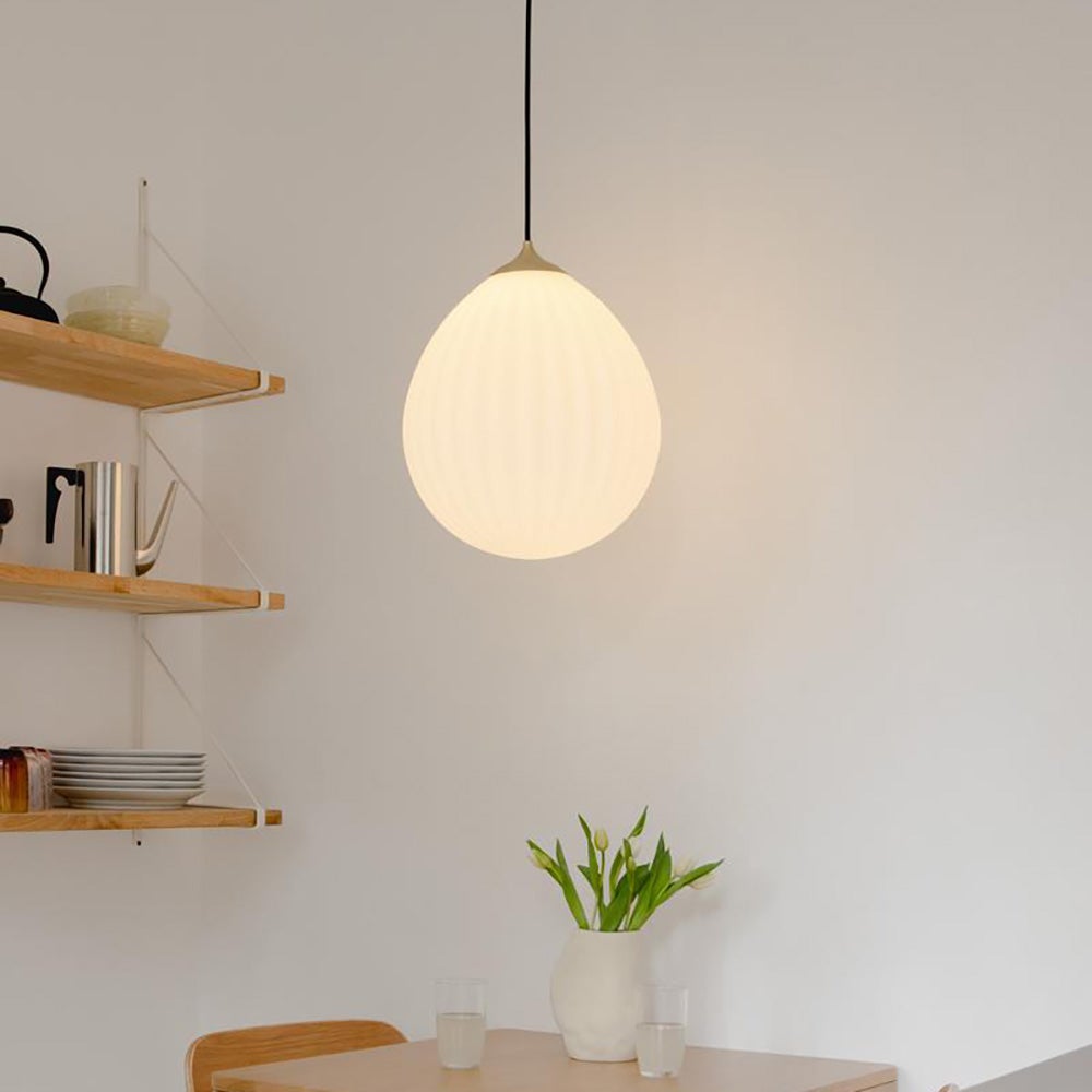 Maailman ympäri -lampunvarjostin Ø35 cm White/Brushed Bras