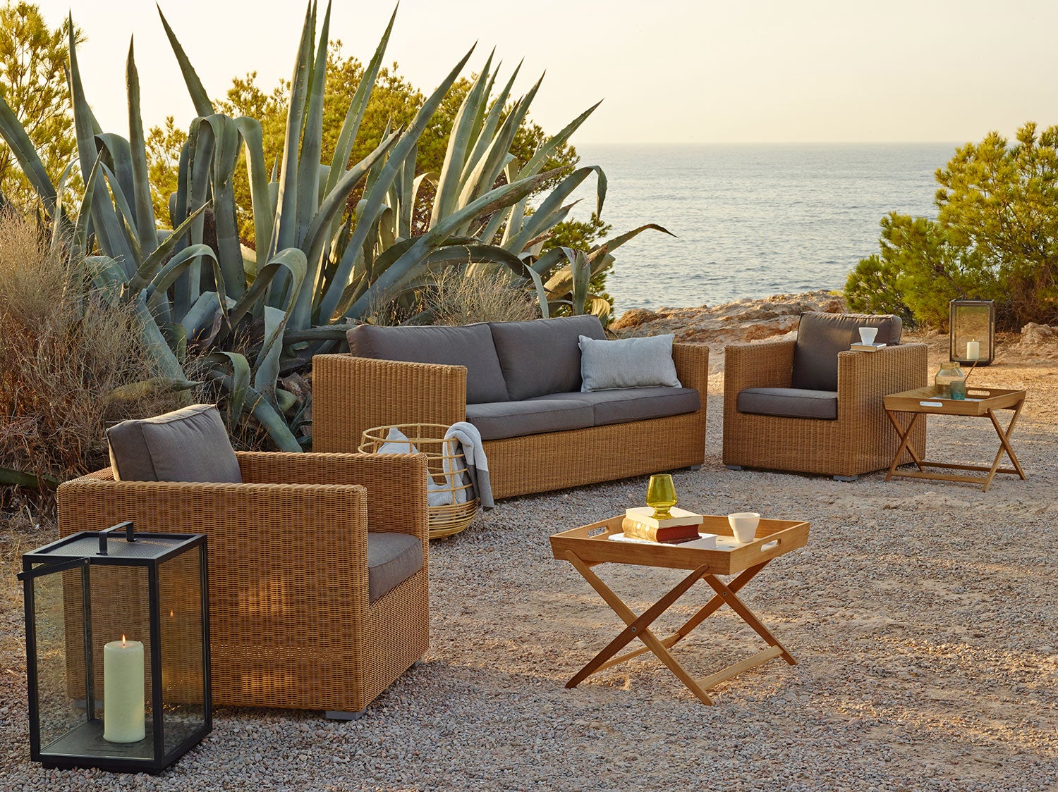 Chester Lounge nojatuoli Polyrottinki luonto 