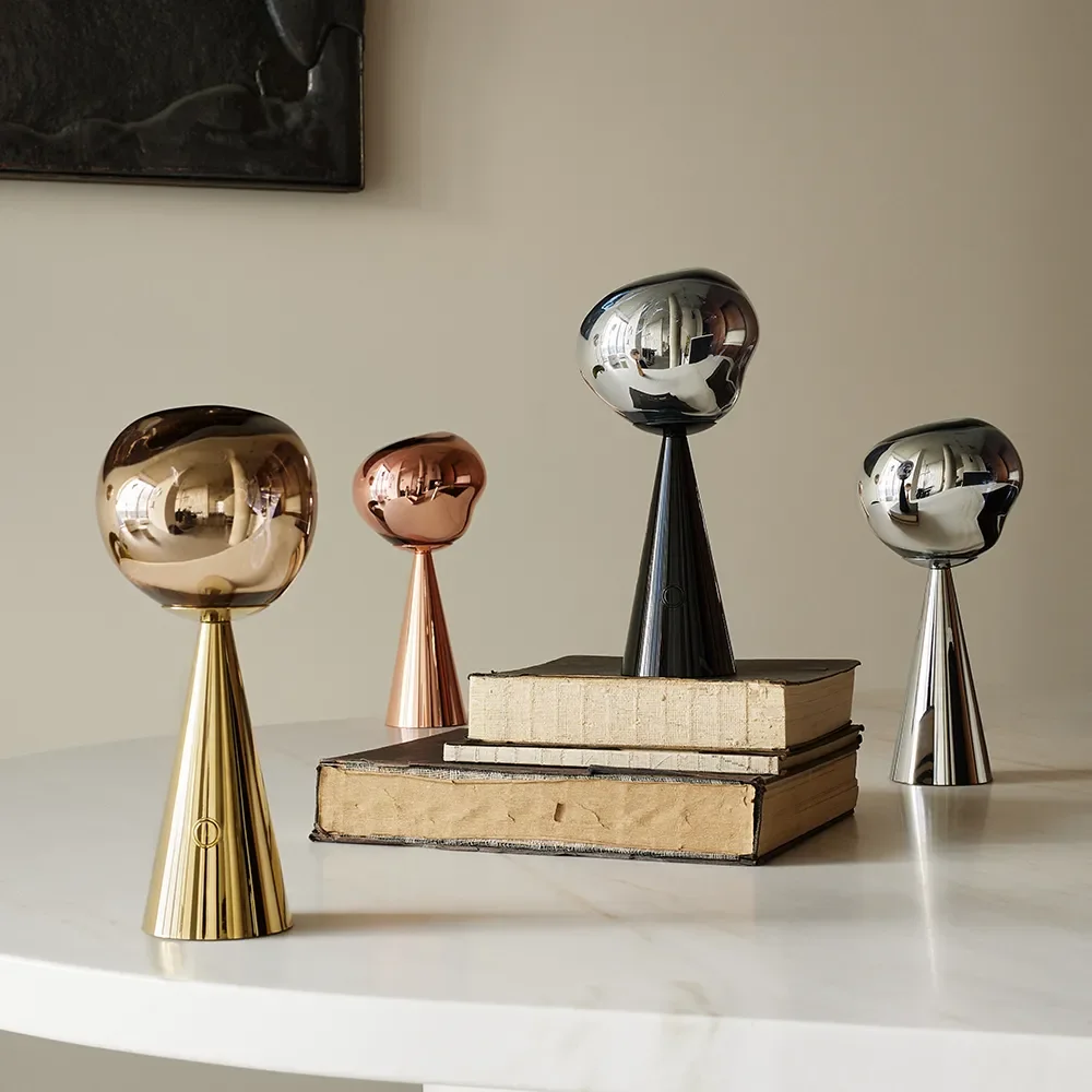 Melt Portable Black LED