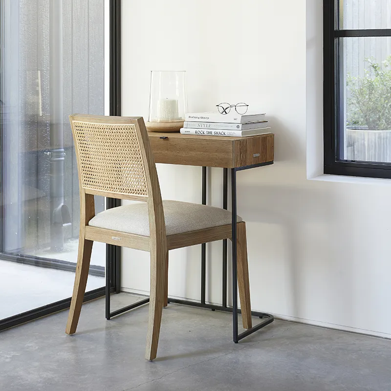 Acorn Street työpöytä