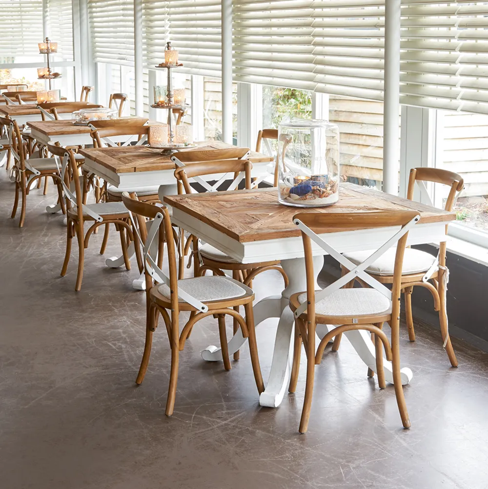 Saint Etienne ruokapöydän tuoli