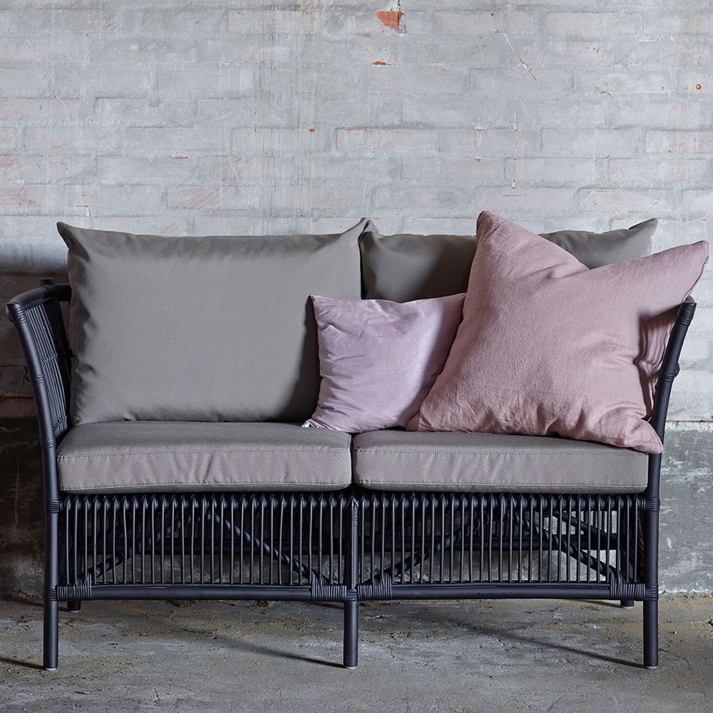 Donatello Pöytä 60X60 Cm Antiikki