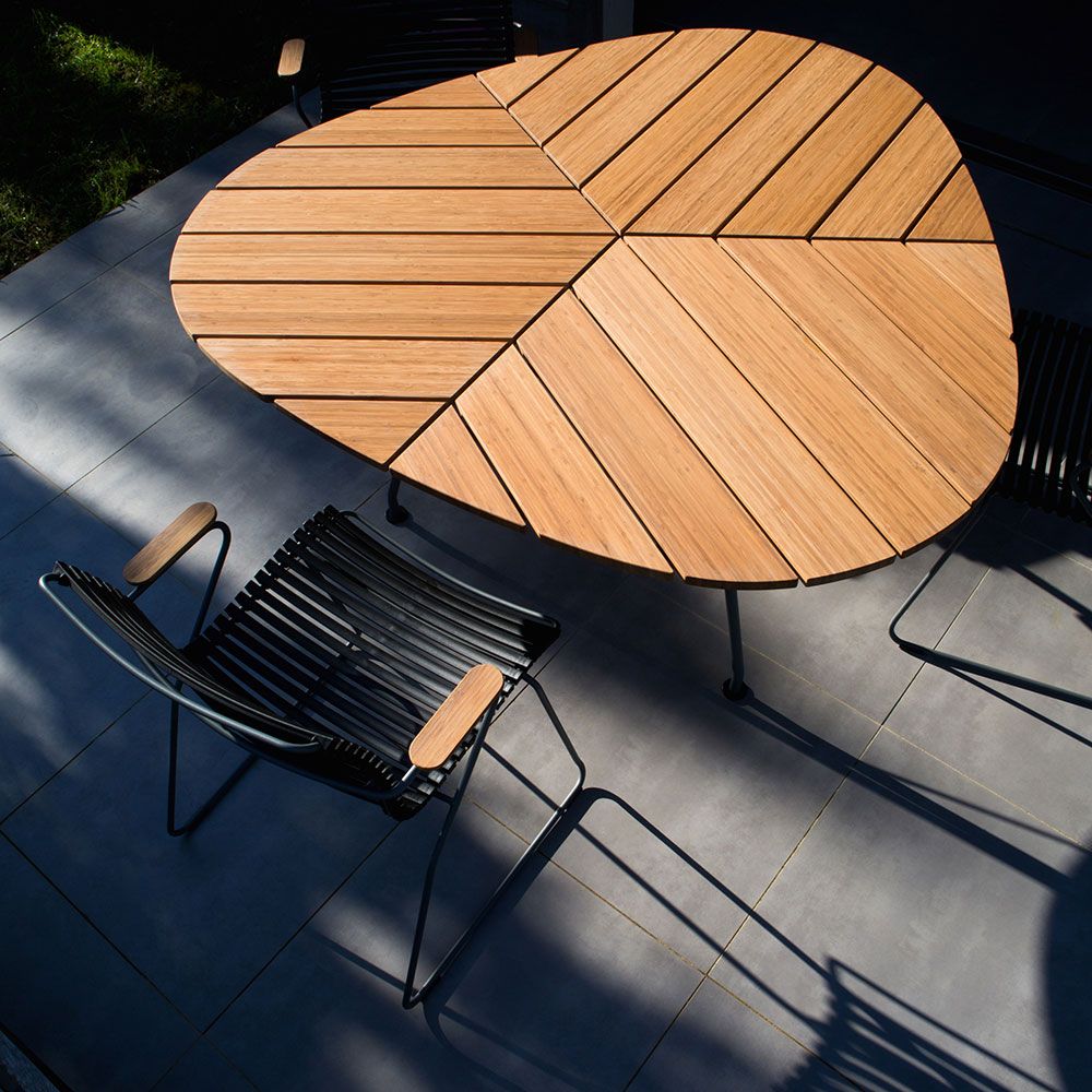 Leaf ruokapöytä 146x146 cm alumiini/bambu