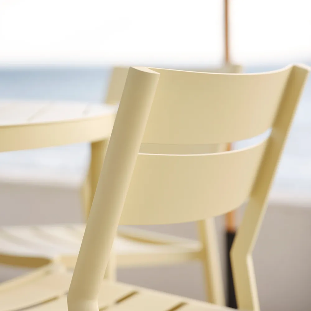 Bigby/Delia pyöreä ruokailuryhmä