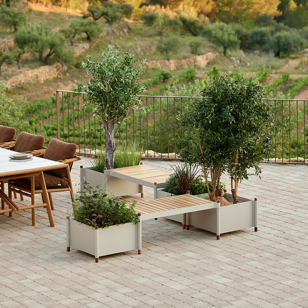 Sticks planter penkki sis. 2 istutusastiaa Teak/hiekka