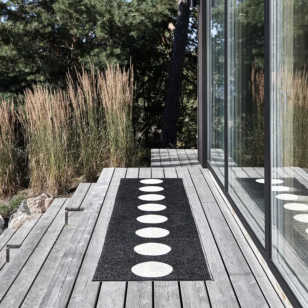 Vera matto 70x225 cm black/vanilla 