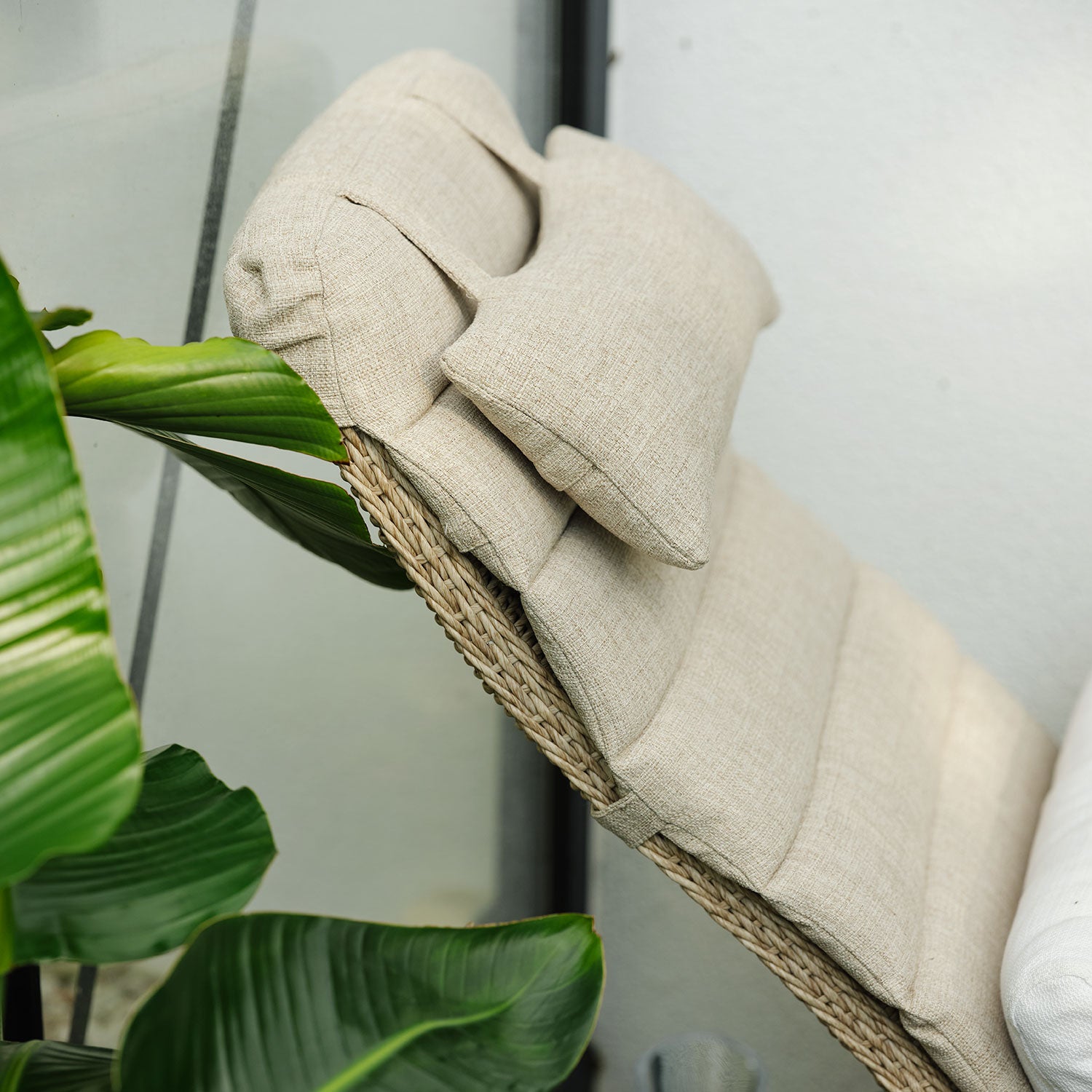 Akleja lepovuode beige pehmusteella Brafab