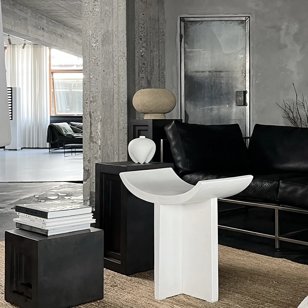 Brutus-jakkara - luunvalkoinen