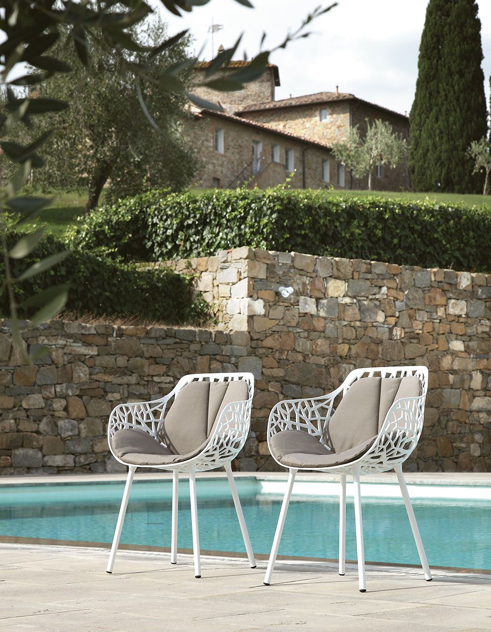 Forest käsinojatuoli Powder Grey 