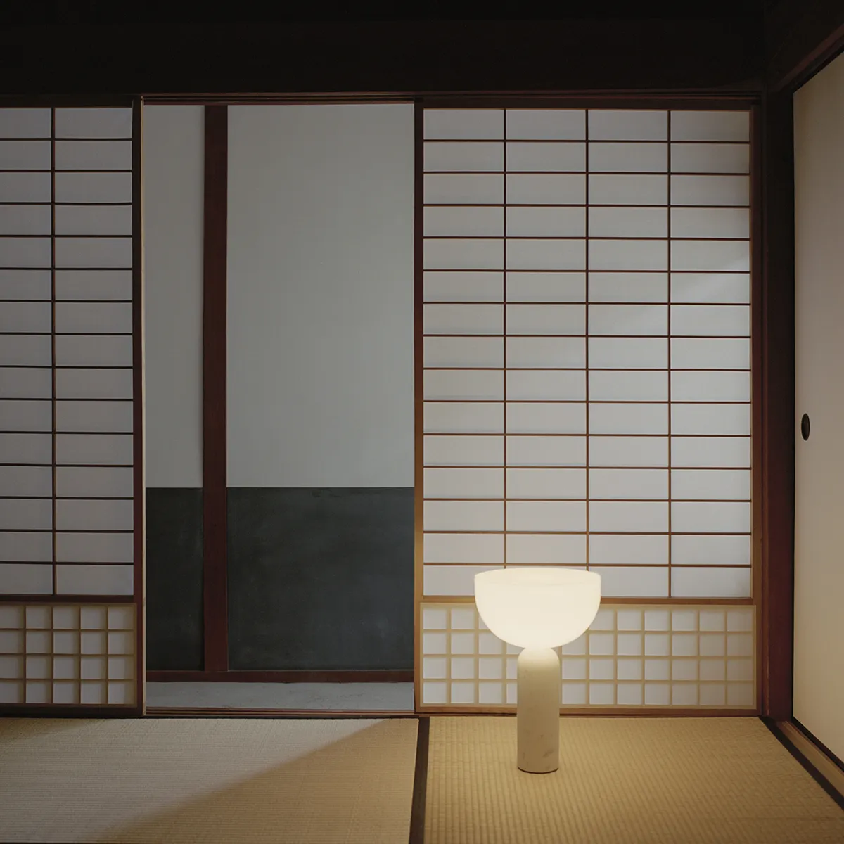 Kizu Pöytävalaisin Large Valkoinen Marble EU