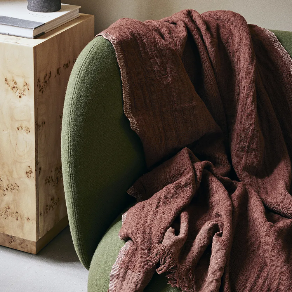 Weaver Huopa - Red Brown