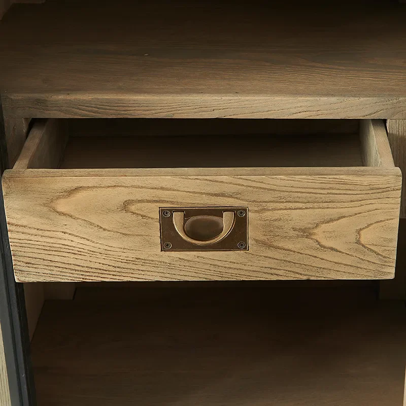 The Hoxton vitriini vasen