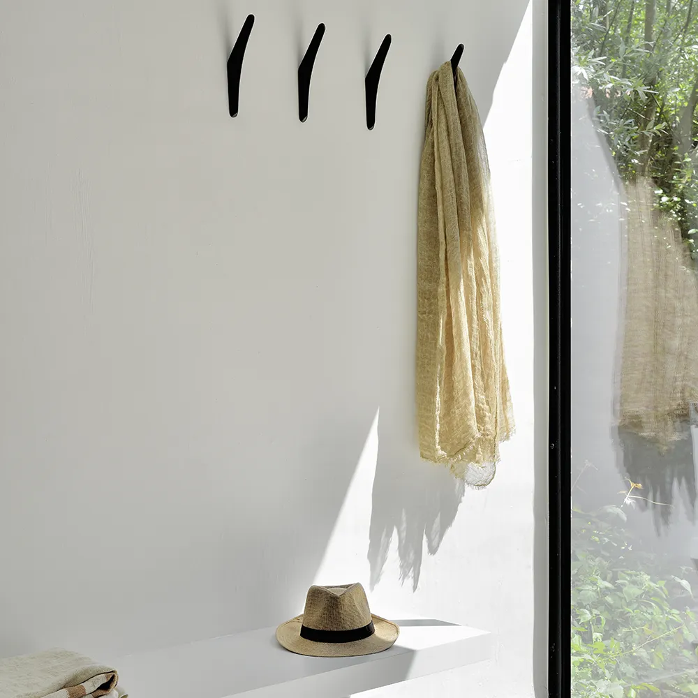  PI ripustinseinä lakattu tummanruskea mahonki