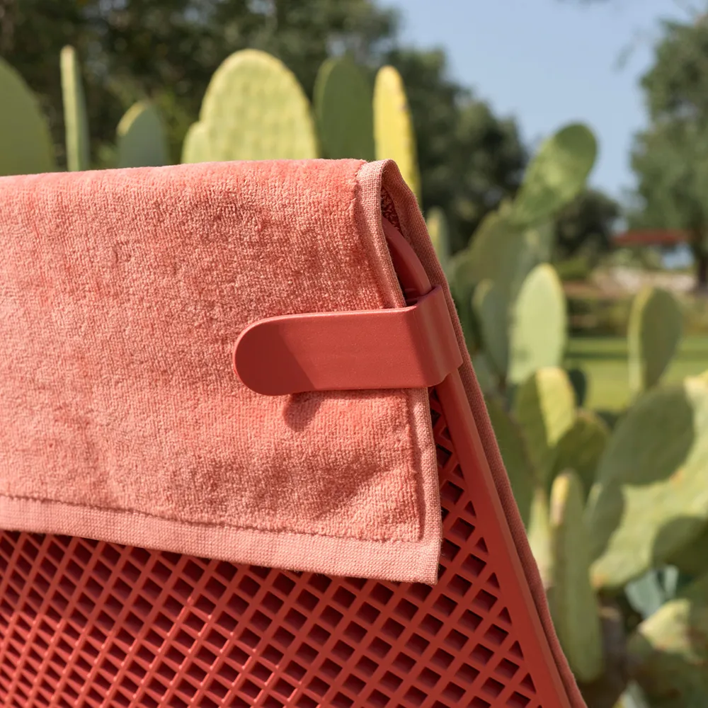 NET LOUNGE CHAIR SENAPE