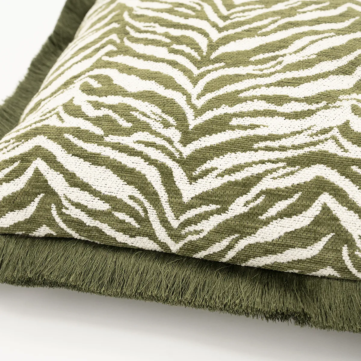 Koristetyyny hapsuilla Tigra Green 40x60 cm
