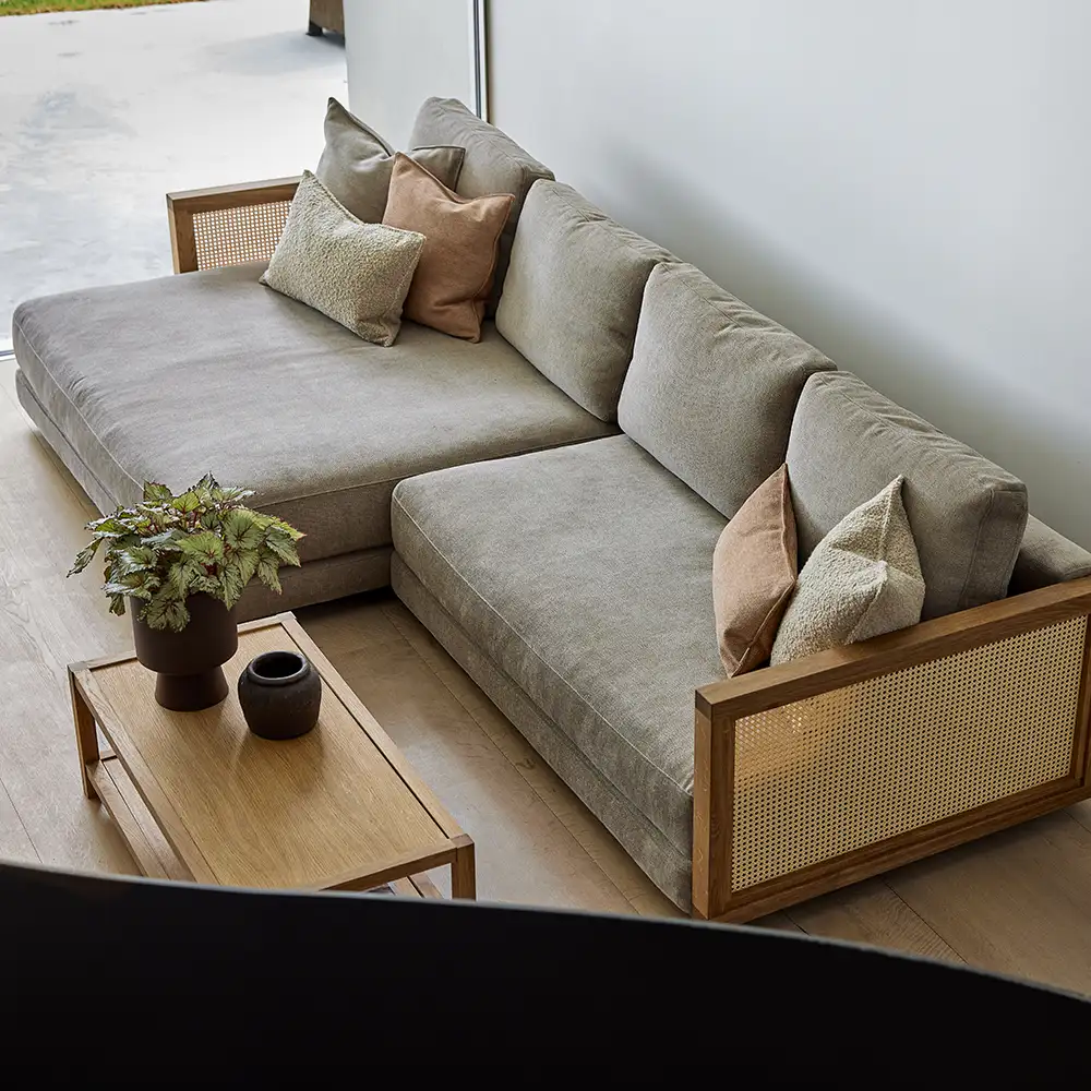 Scale kaksinkertainen divaani sohva