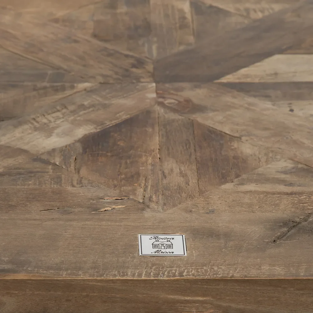 Château Belvédère 
sivupöytä, 70x70 cm