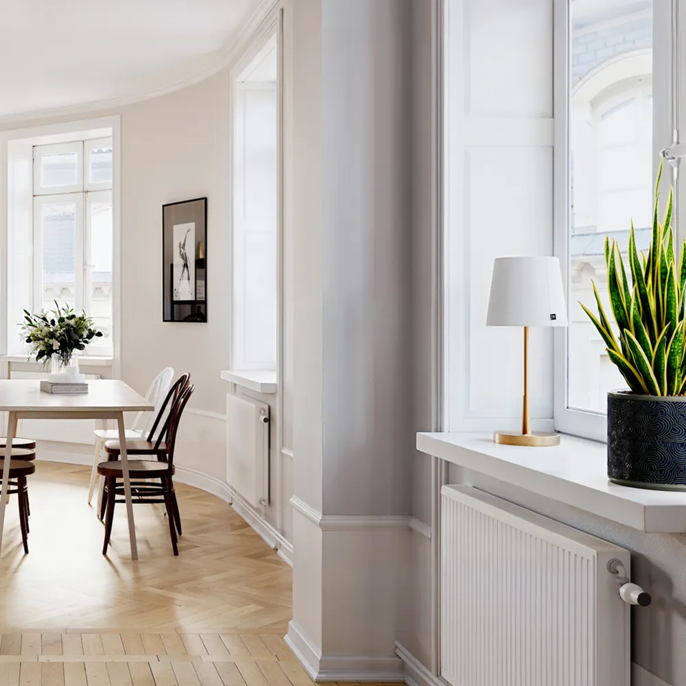 Lumi pöytävalaisin K: 48,5cm kulta/valkoinen