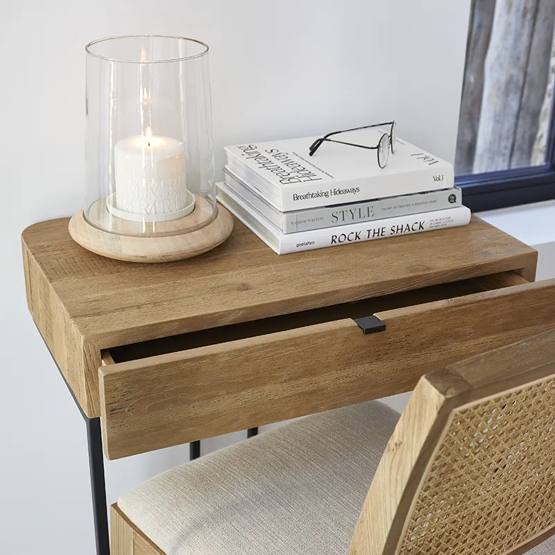 Acorn Street työpöytä