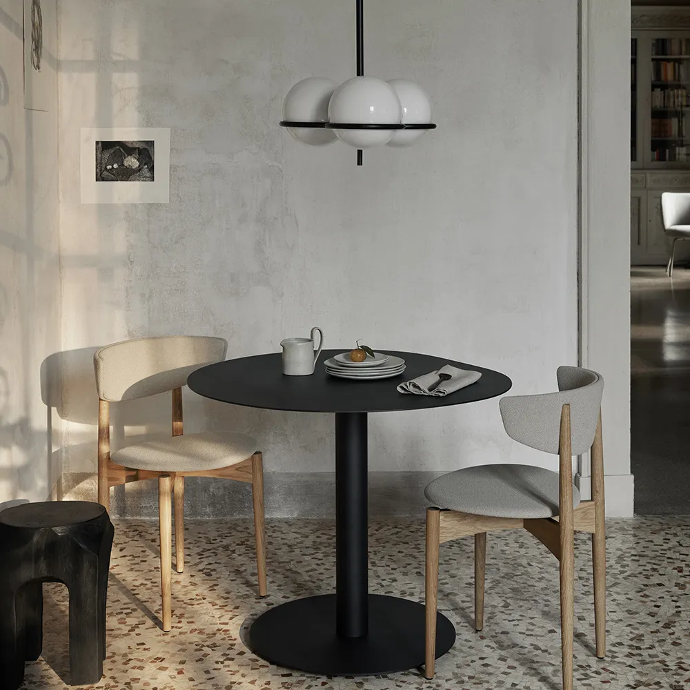 Pond ruokapöytä Ø88 cm Black