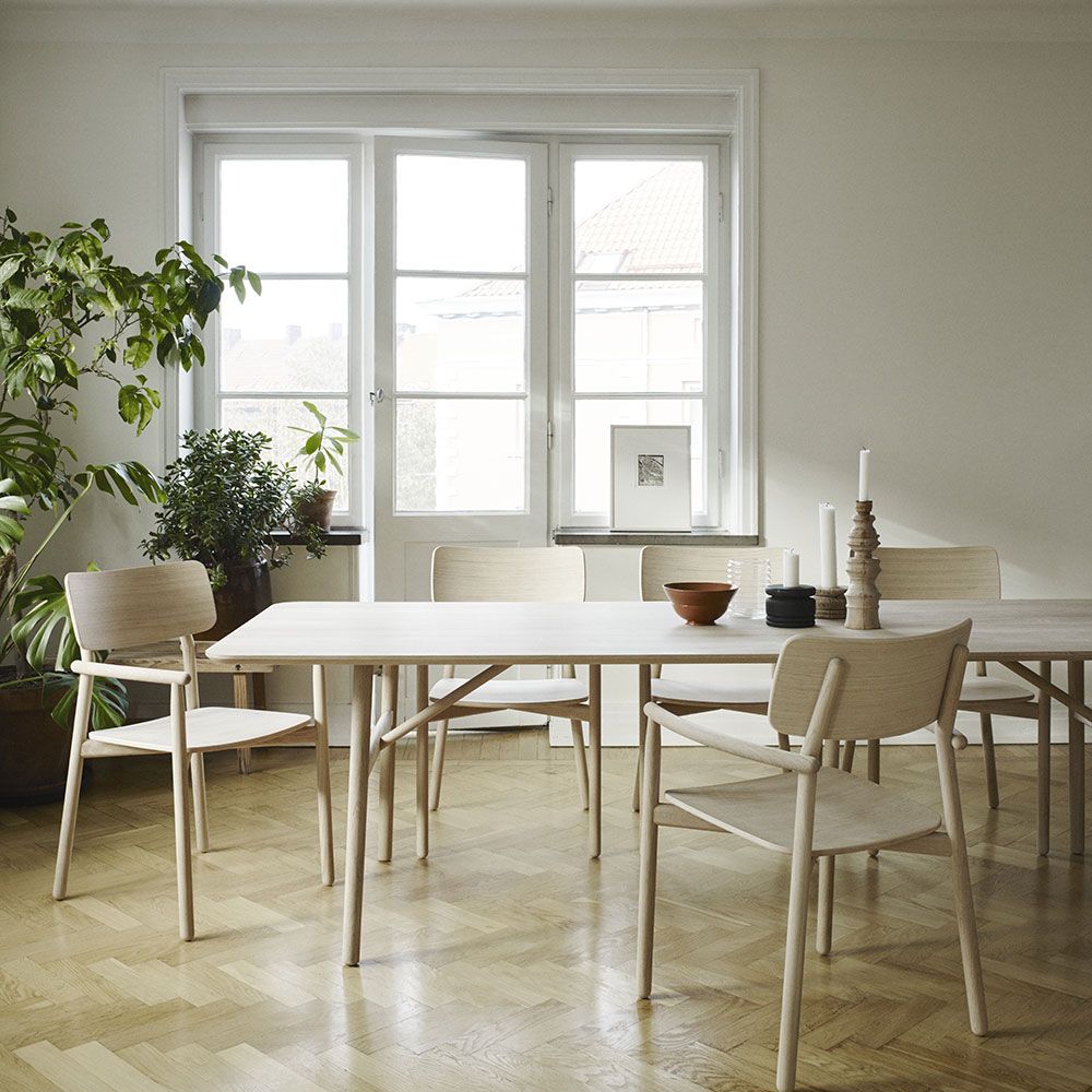 Hven käsinojallinen tuoli tammi