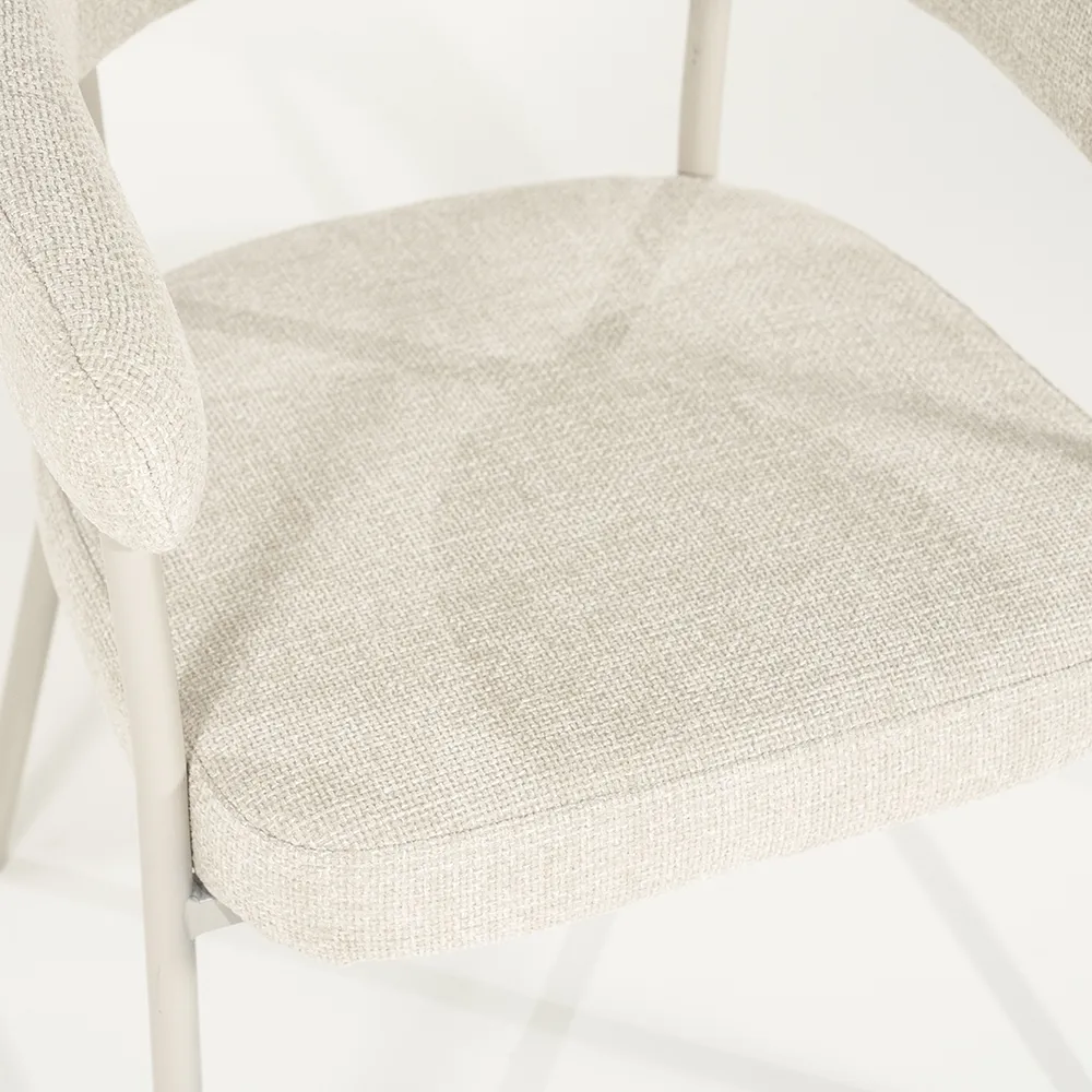 Käsinojallinen tuoli Yovi Beige