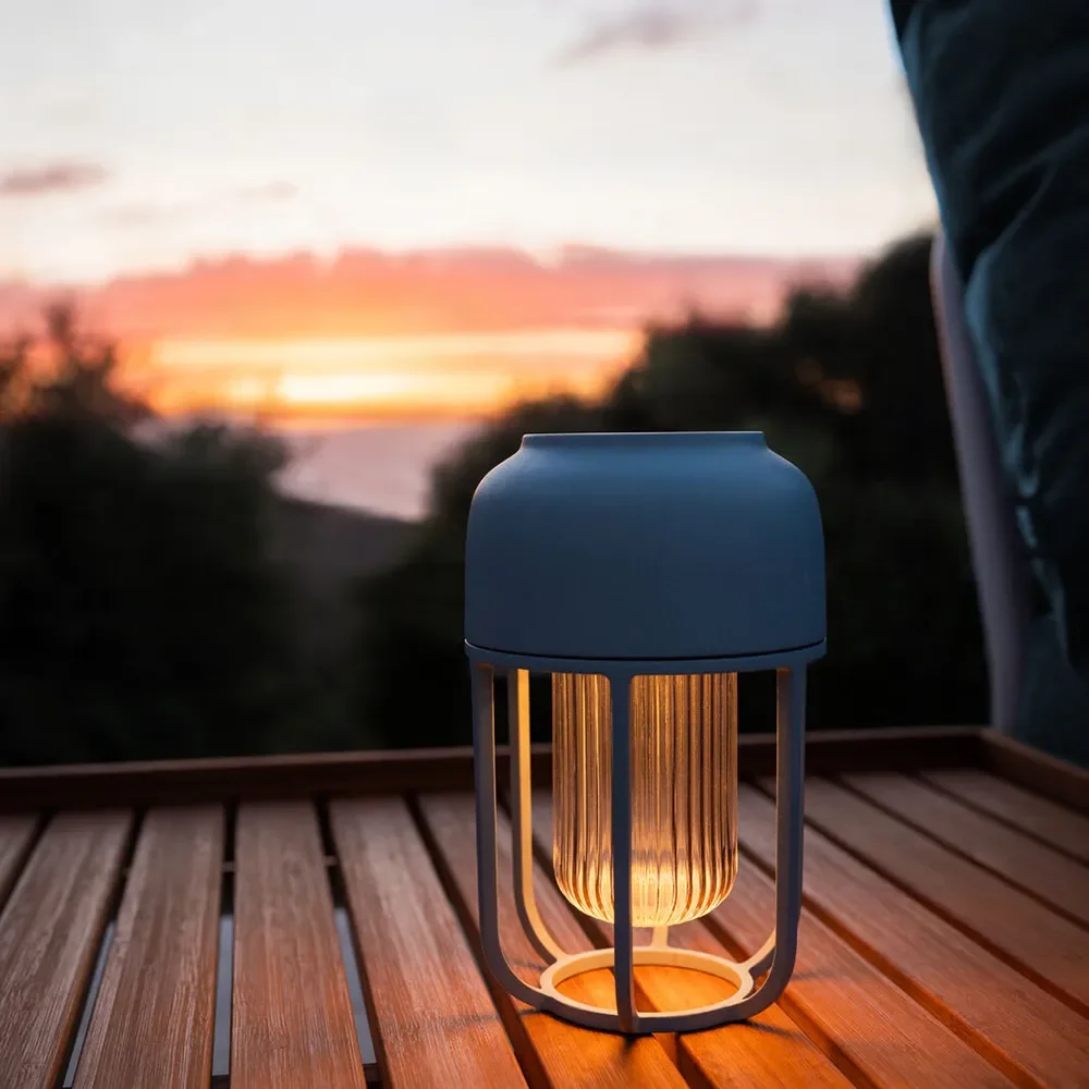 LIGHT No.1 kannettava lamppu Ice Blue