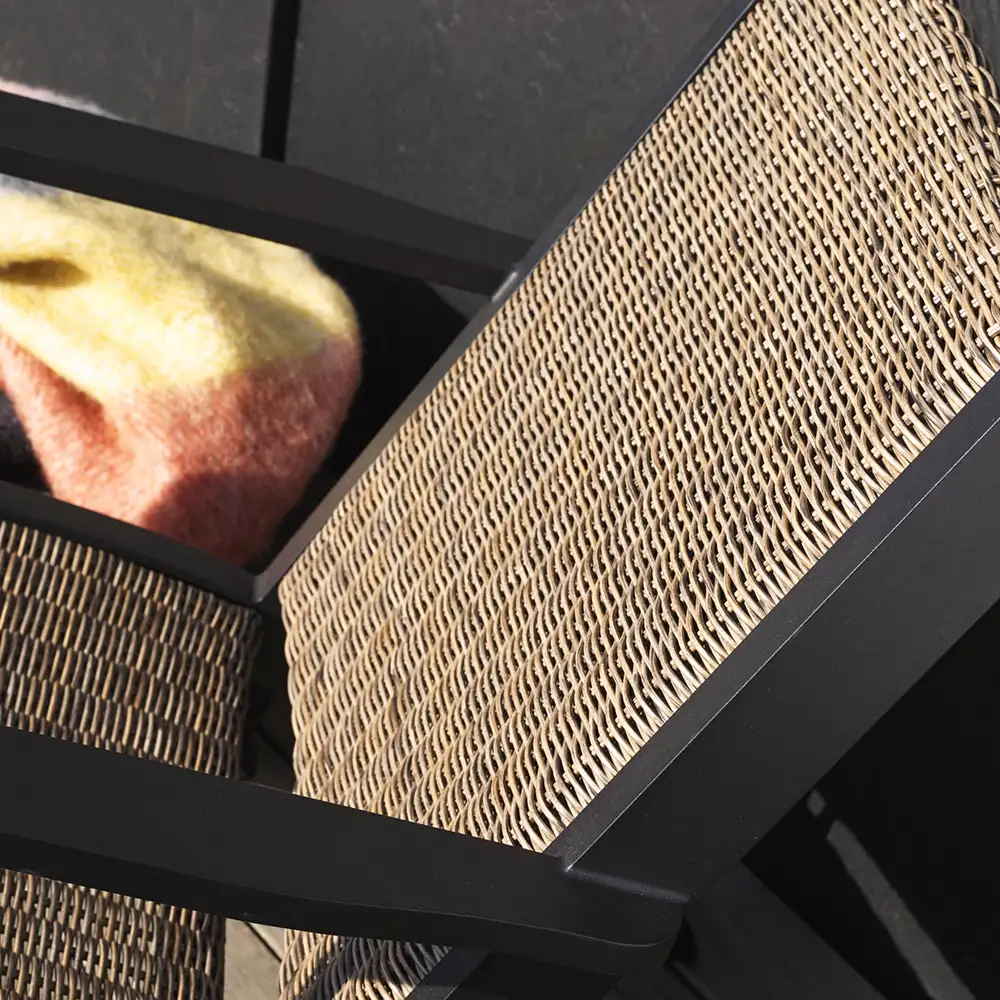 Kira nojatuoli musta/rustiikki