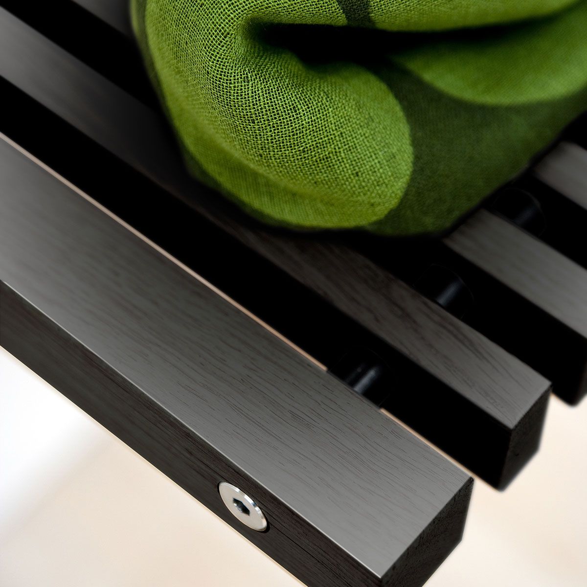 Cutter Fällsits tiikki