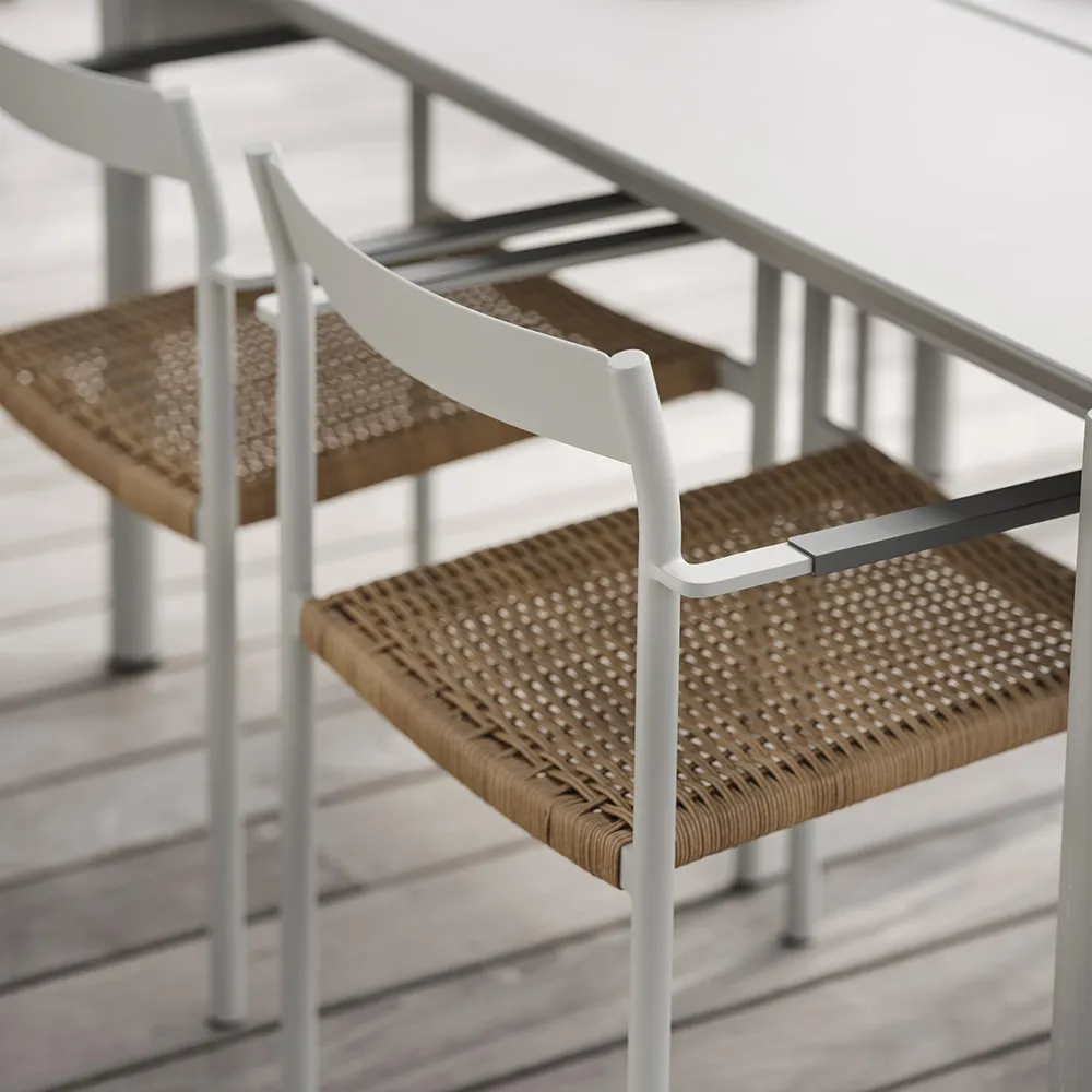 DK käsinojatuoli light grey 