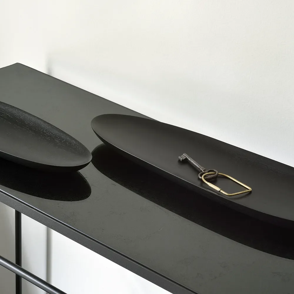 Thin soikeat tarjottimet lakattua musta mahonkia - 2 kpl sarja