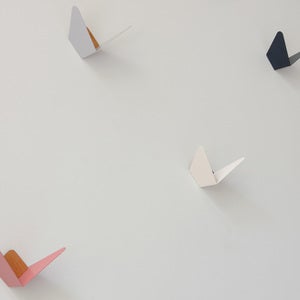 Butterflies Koukku Pearl White