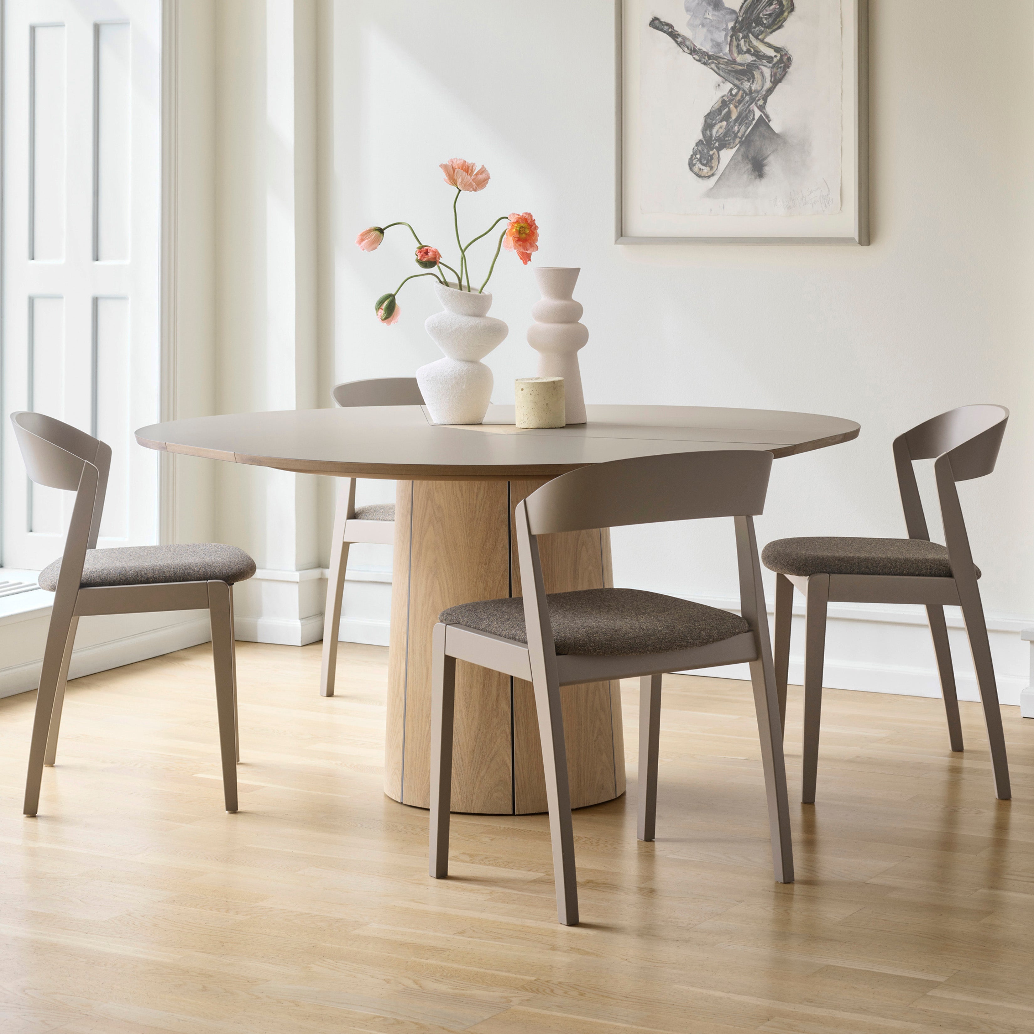 SM33 Pöytä Tammi Mokkaruskea Lakka Öljytty ulkonäkö