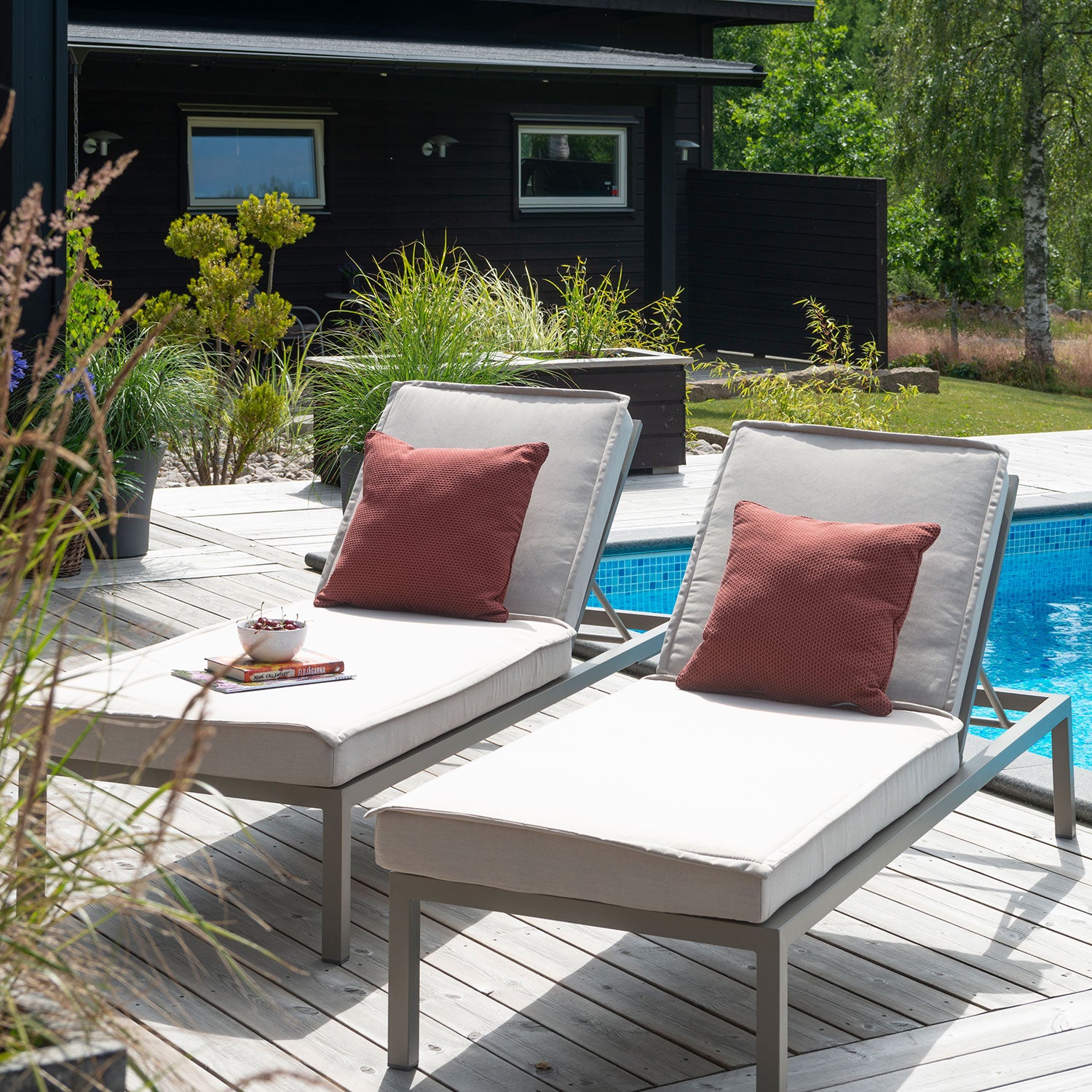 Jet Set Aurinkotuoli Beige