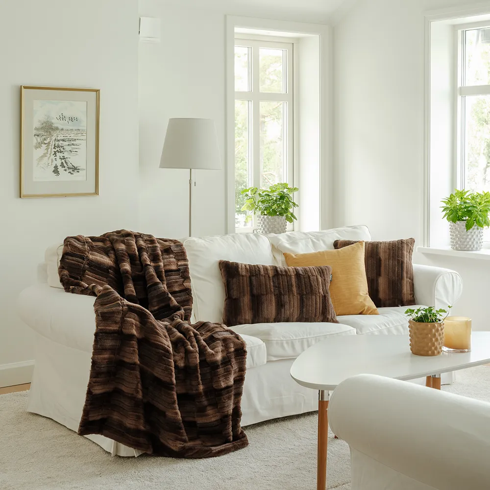 Browny Huopa 140x220 cm Chocolate