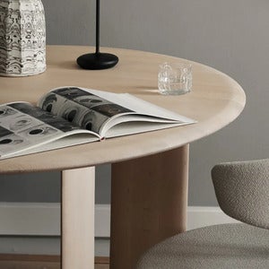 Bevel Ruokapöytä Ø117 cm - White Oiled Beech