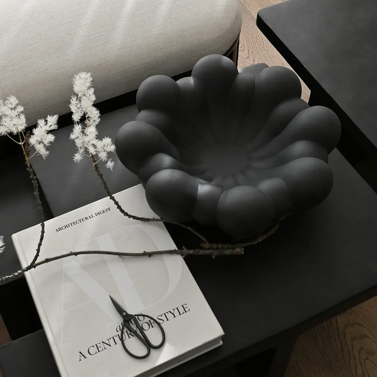 Käsintehty koristekulho Bloom Black Ø 44 cm