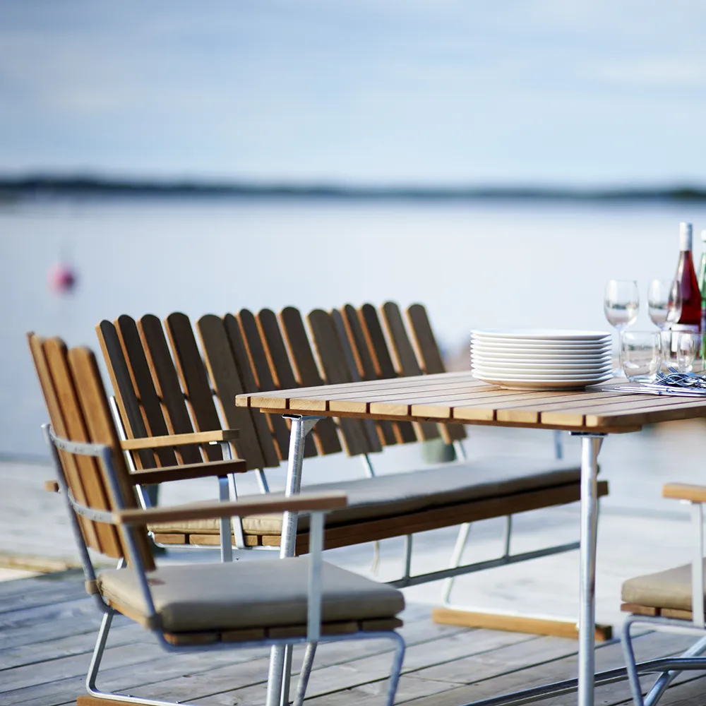 A2 nojatuoli öljyttyä tammea Grythyttan Stålmöbler