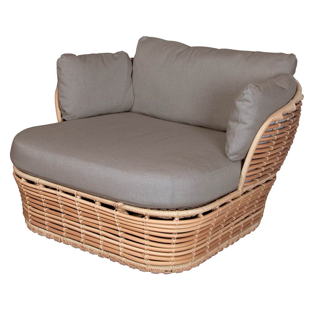 lounge-nojatuoli Basket Natural Konstrotting sis. Ljust rottinki-Line Airtouch tyynysetit
