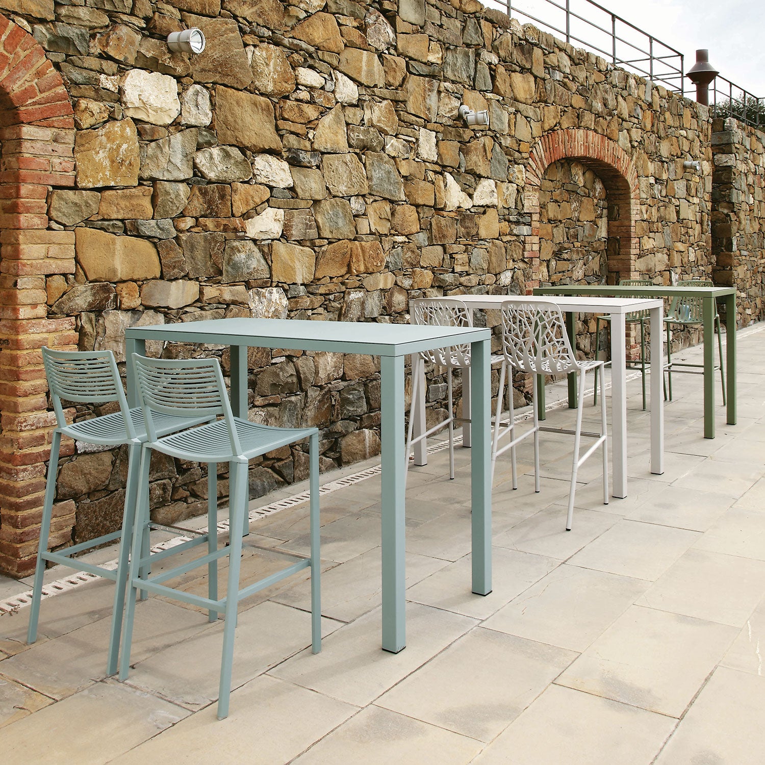 Easy baarituoli 77 cm Pearly Gold alumiini kanssa jalkatuki i ruostumaton