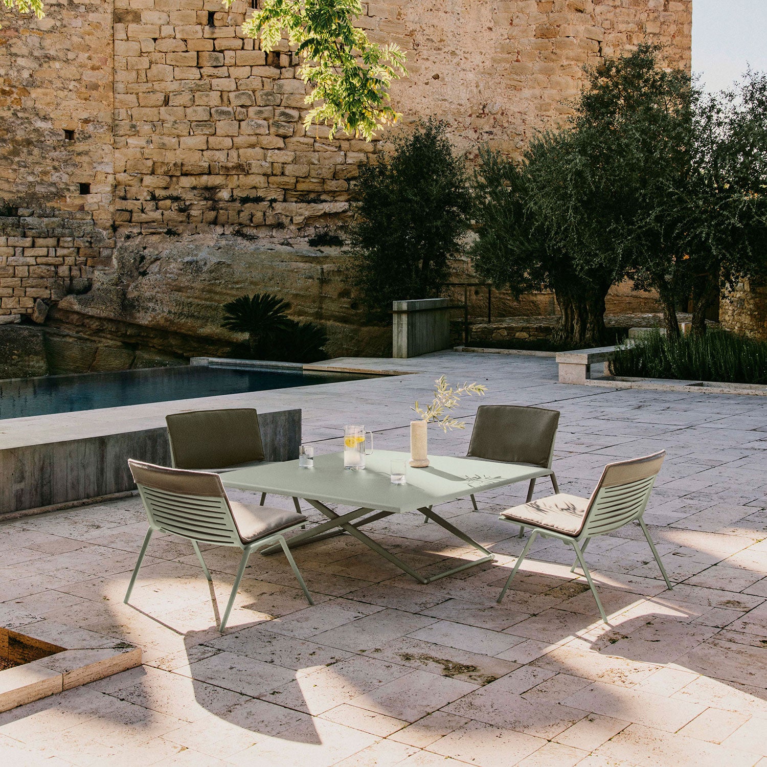 Zebra nojatuoli Pearly Gold