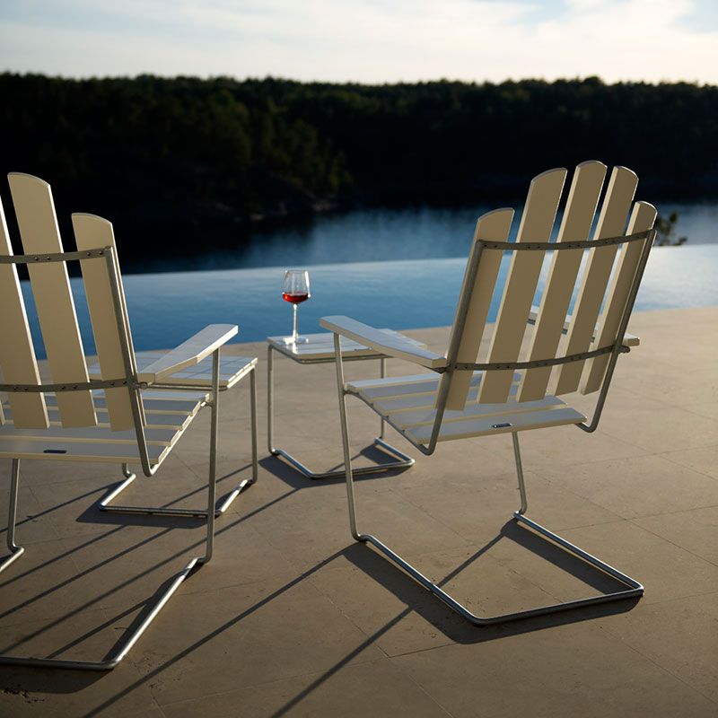 A3 aurinkotuoli valkolakattua tammea / kuumasinkitty runko Grythyttan Stålmöbler