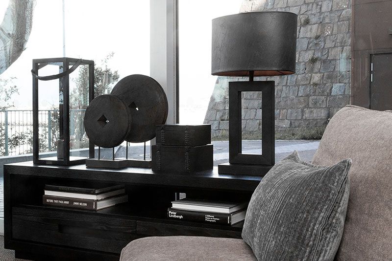 Troya koriste S musta Artwood