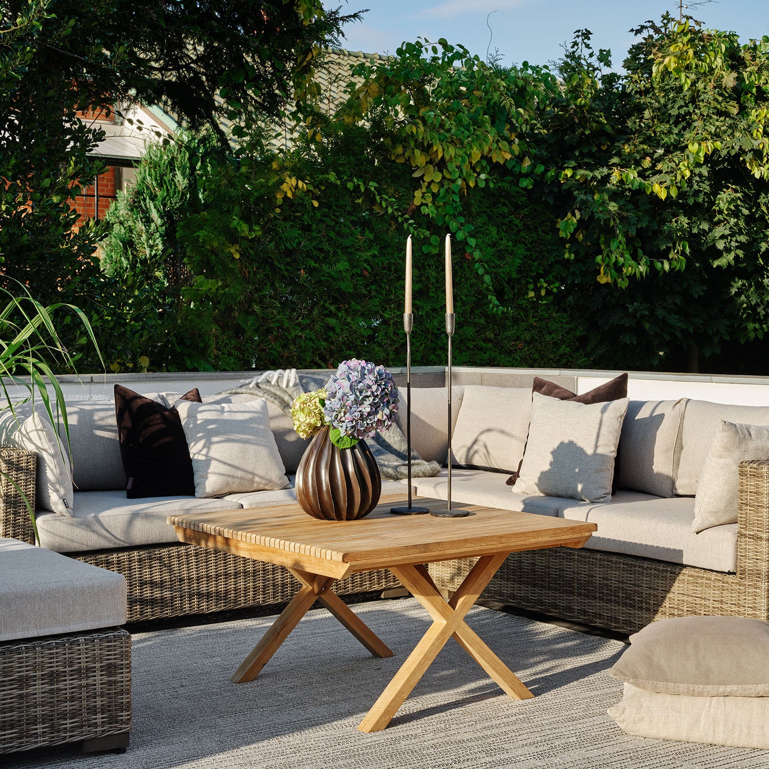 Julita sohvapöytä 89 x 89 cm luonnonvärinen Brafab 