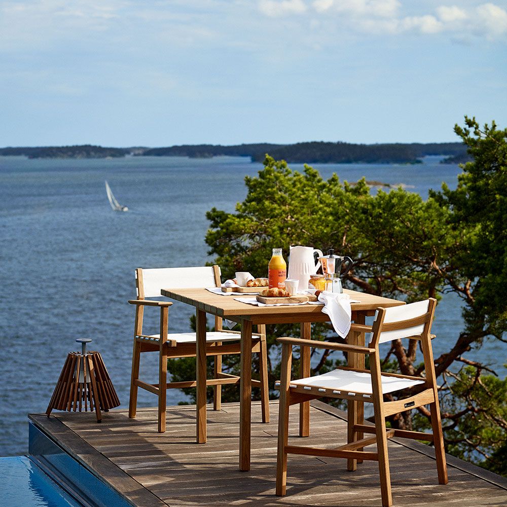 Djurö ruokapöytä tiikki 100 x 85 Skargaarden