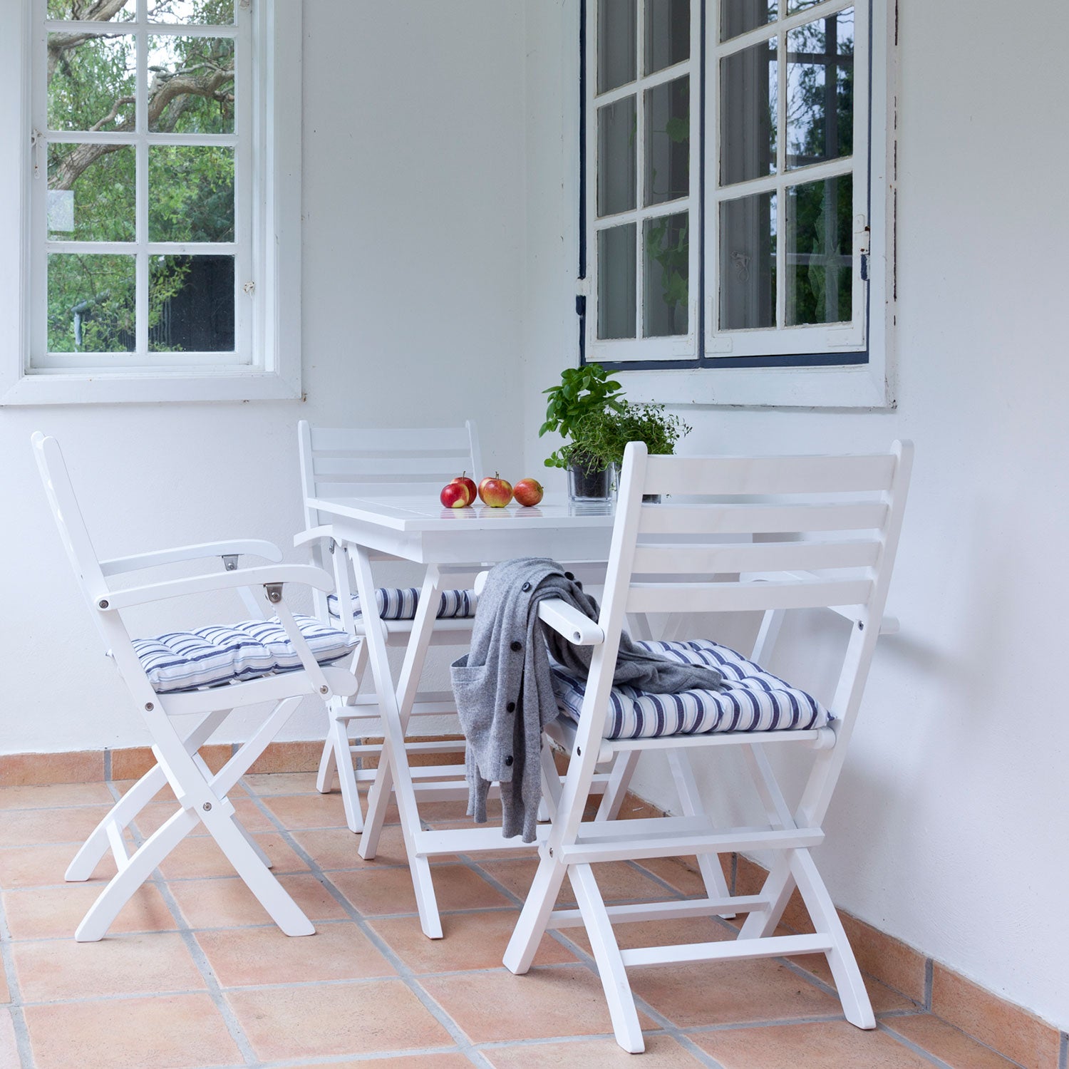 York 70x70 cm Kahvilapöytä valkoinen 